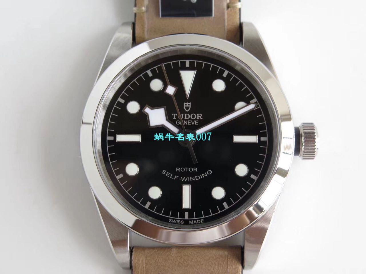   KRF高帝舵碧湾系列M79500-0005腕表 / DT031