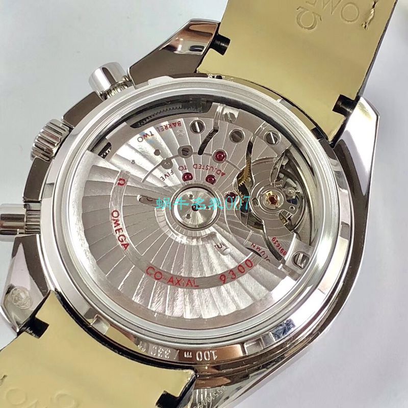 OM厂欧米茄赛车计时码表  SPEEDMASTER  超霸329.30.44.51.01.002，329.33.44.51.01.001腕表 / M633