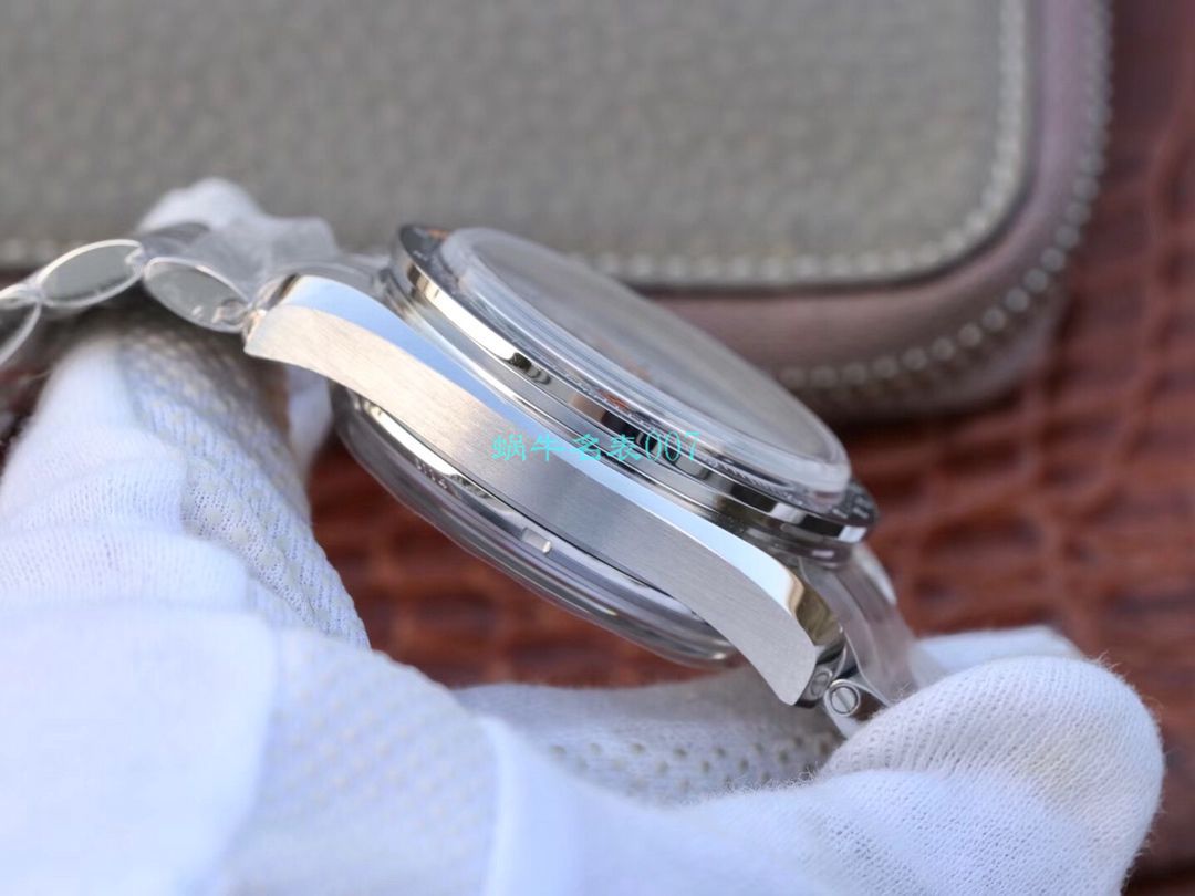 OM厂欧米茄赛车计时码表  SPEEDMASTER  超霸329.30.44.51.01.002，329.33.44.51.01.001腕表 / M633
