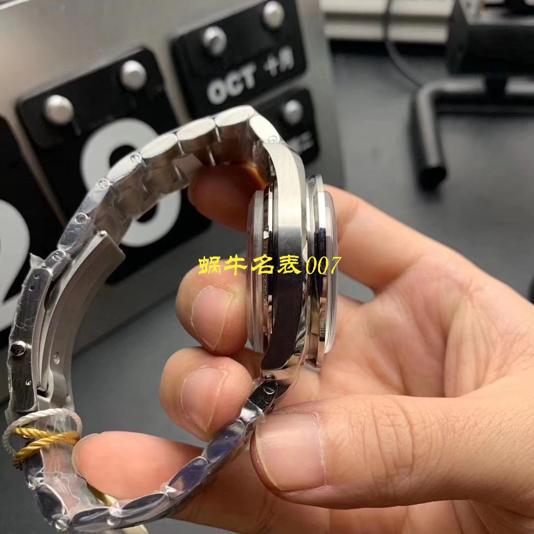 OM厂欧米茄赛车计时码表  SPEEDMASTER  超霸329.30.44.51.01.002，329.33.44.51.01.001腕表 / M633