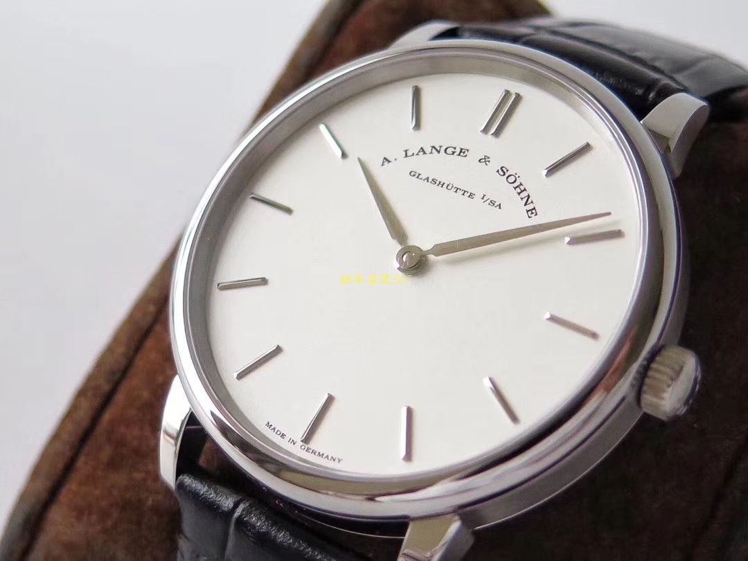   SV厂A. Lange & Söhne  朗格SAXONIA系列211.026腕表 / LS017