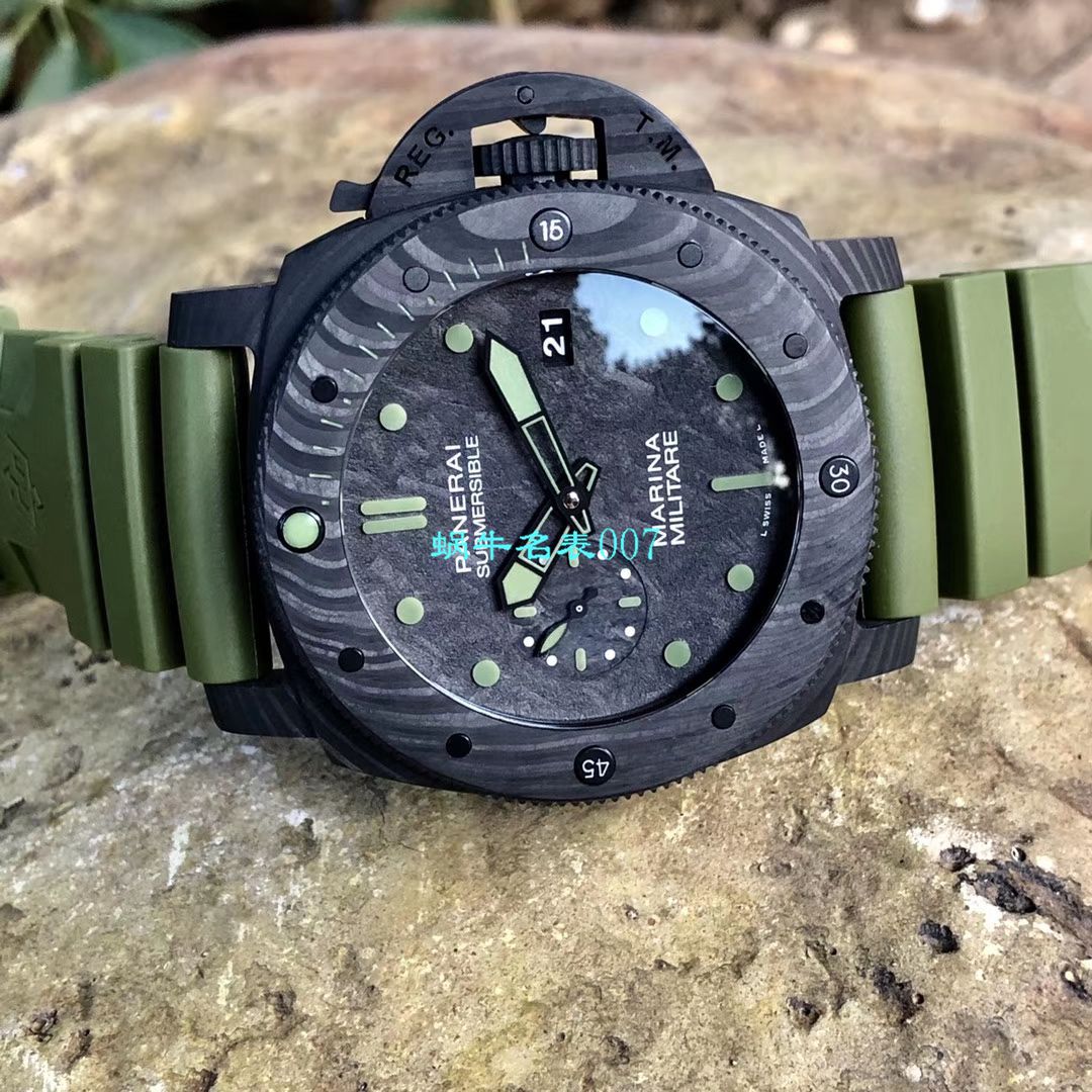  VS厂新品军绿面英雄情结  沛纳海SUBMERSIBLE 潜行系列PAM00961腕表 / VSPAM961