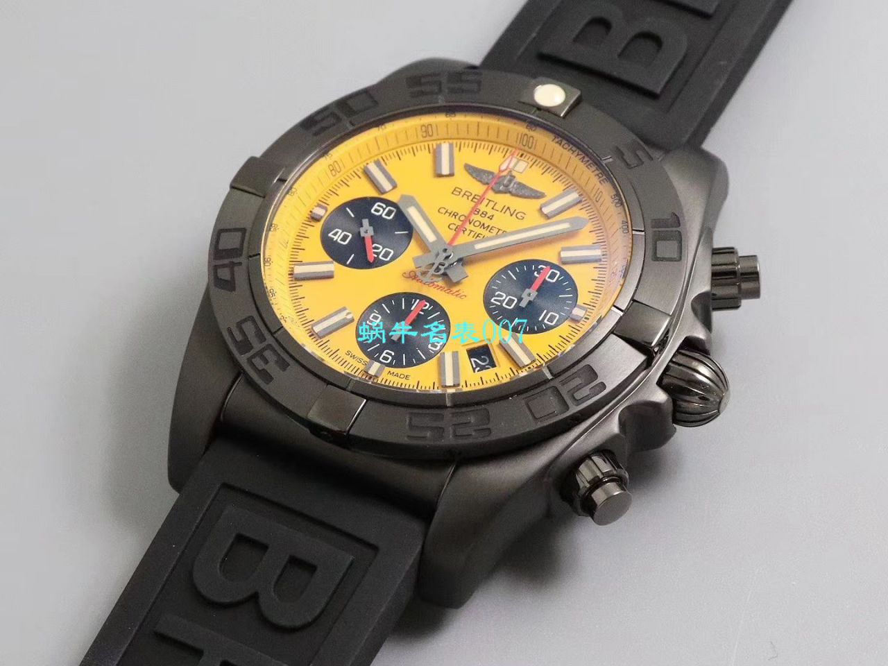 GF百年灵机械计时系列MB0111C3|BE35|253S|M20DSA.2腕表 / BL091
