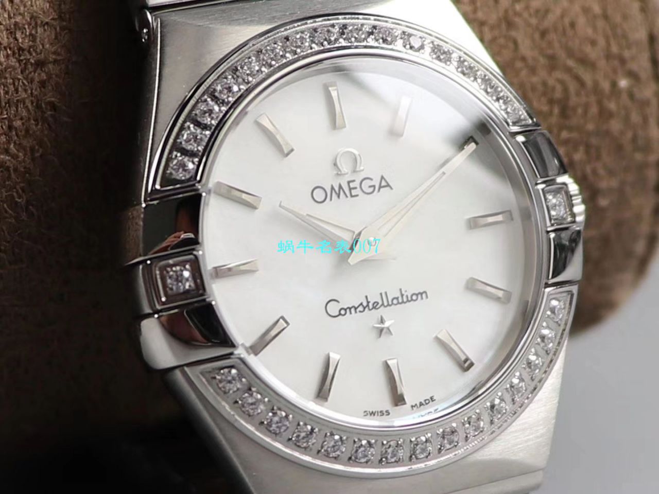   8848厂官网表  欧米茄女装星座小号24/27mm 超级版本2粒南非真钻镶嵌字面 / M661