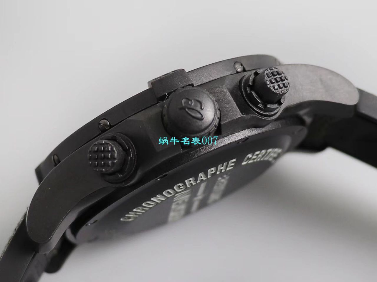   GF厂百年灵复仇者飓风系列XB0180E4.I534.253S.X20D.4腕表 / BL126