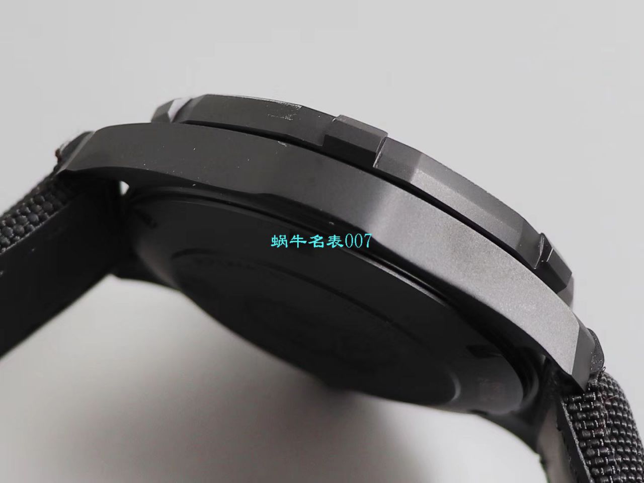 TB厂表泰格豪雅竞潜300米WBD218A.FC6445，WBD218C.FC6447，WBD218B.FC6446腕表 / TG085