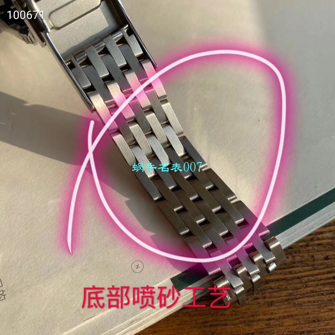   渠道原单百年经典！  百年灵航空计时1B01计时腕表43系列AB0121211C1A1腕表 / BL136