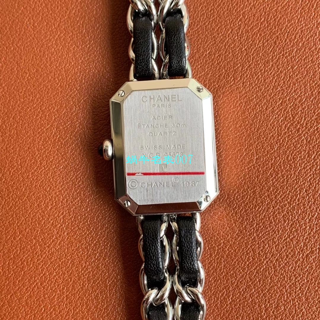   BV出品  Premiere系列是香奈儿与1987年推出的第一款专为女性设计的腕表 / X52