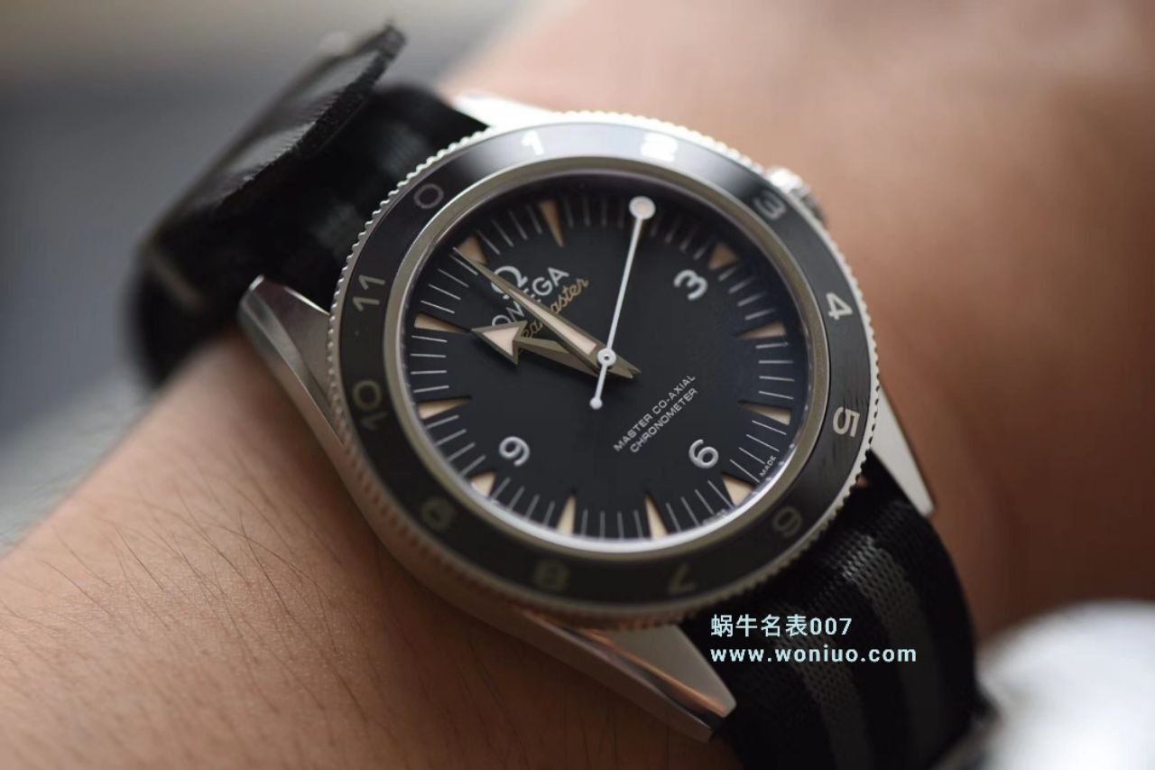 视频评测VS厂OMEGA欧米茄 海马300米233.32.41.21.01.001幽灵党 007限量版腕表 / M011VS