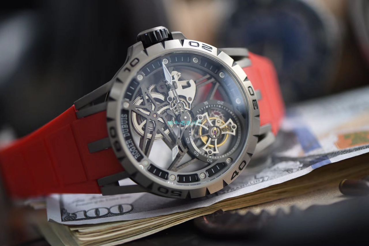 视频评测BBR厂官网陀飞轮罗杰杜彼Roger Dubuis王者RDDBEX0479红面表带腕表 / LJ067