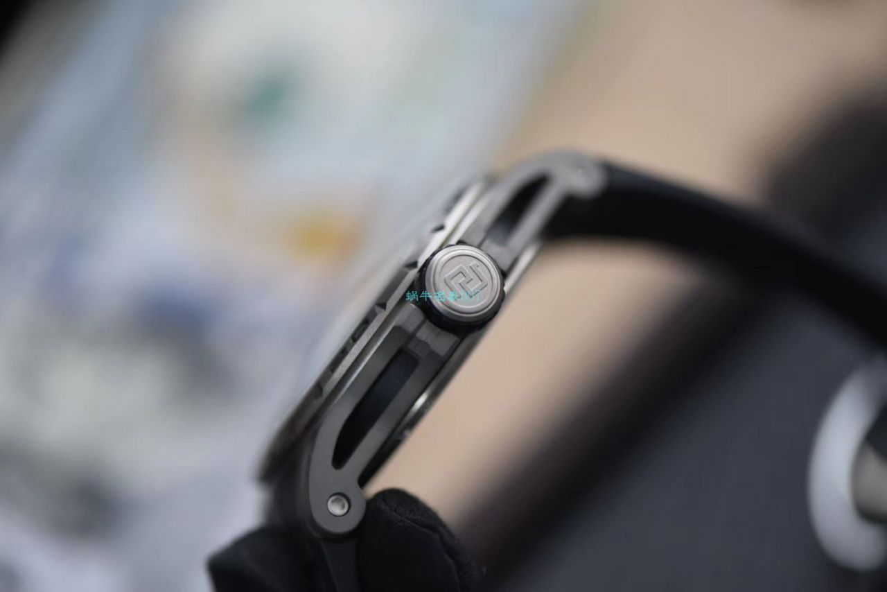 视频评测BBR厂陀飞轮Roger Dubuis罗杰杜彼王者系列RDDBEX0479腕表 / LJ068