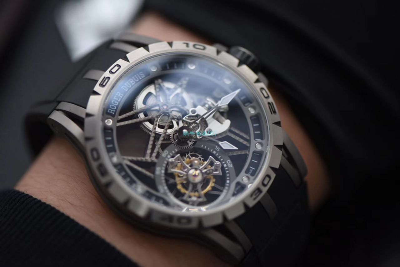 视频评测BBR厂陀飞轮Roger Dubuis罗杰杜彼王者系列RDDBEX0479腕表 / LJ068