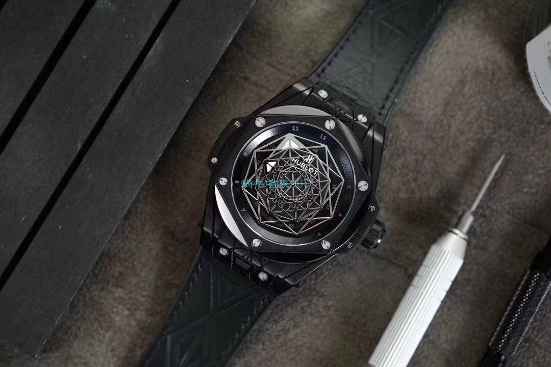 WWF厂宇舶SANG BLEU刺青415.CX.1112.VR.MXM18腕表 / YB083
