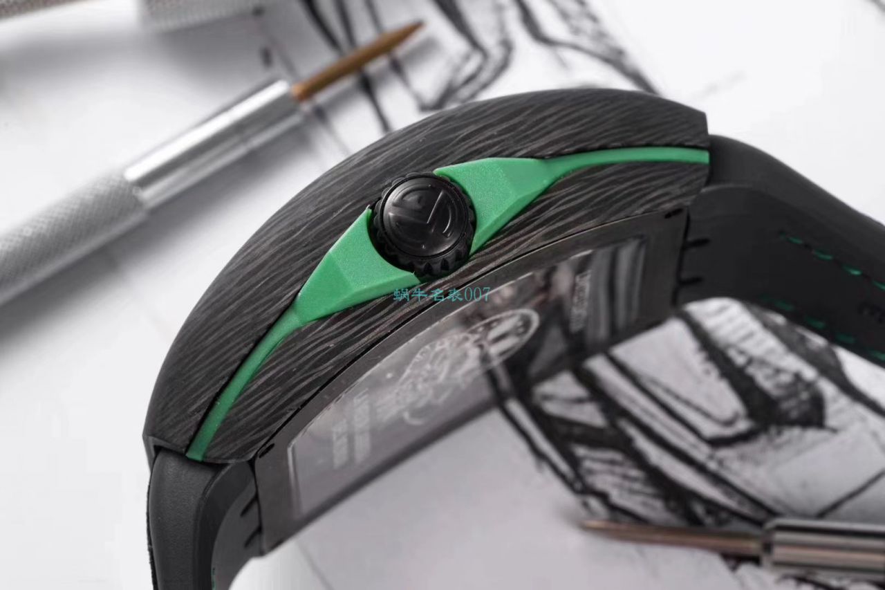 TW厂推出法穆兰碳纤维WPHH 2020 Vanguard™ Racing镂空系列腕表 / FL070