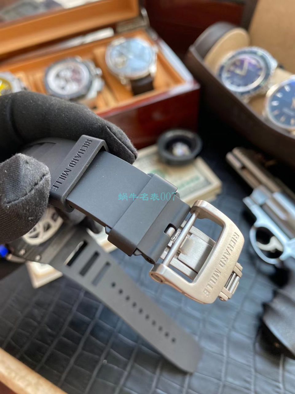 KV厂V2锻造碳纤维理查德米勒RM 011 LOTUS F1 TEAM 莲花车队限量版 / KVRM011LOTUSF1