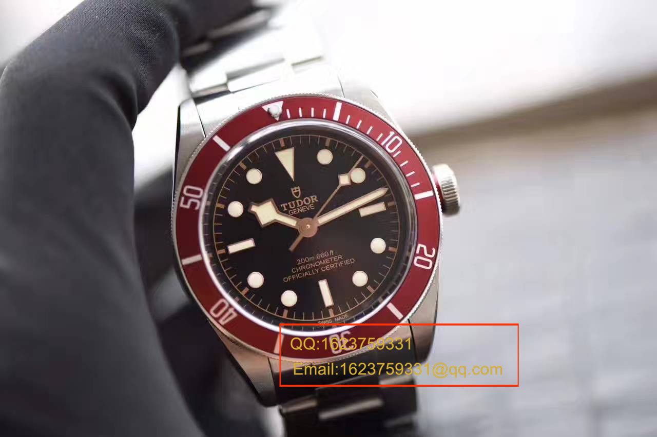 ZF厂小红花视频评测帝舵碧湾系列79220R小红花不锈钢表带腕表 / DT009E