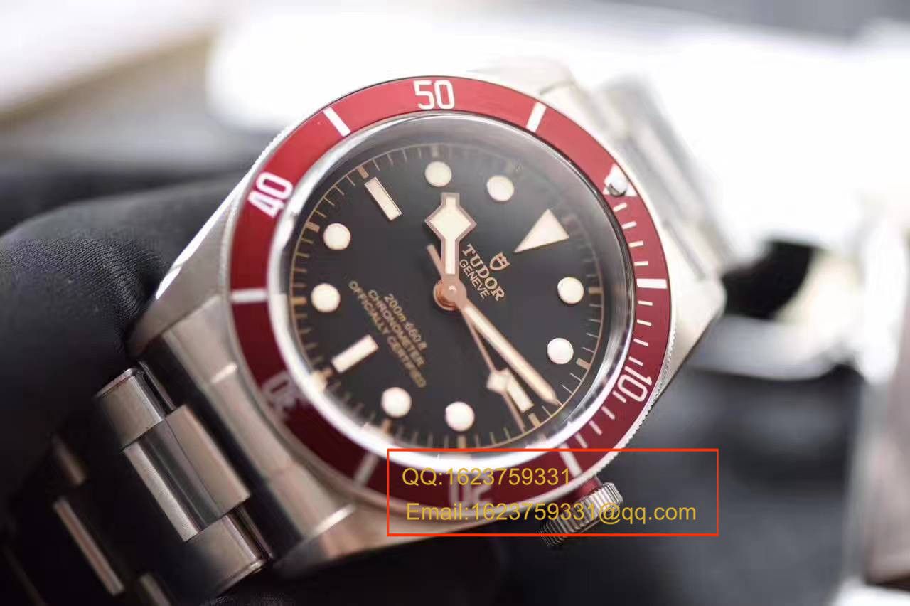 ZF厂小红花视频评测帝舵碧湾系列79220R小红花不锈钢表带腕表 / DT009E