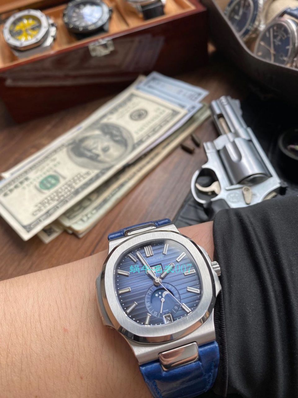 GR厂百达翡丽PatekPhilippe手表多少钱鹦鹉螺V2真月相5726/1A-014皮带款 / BD326
