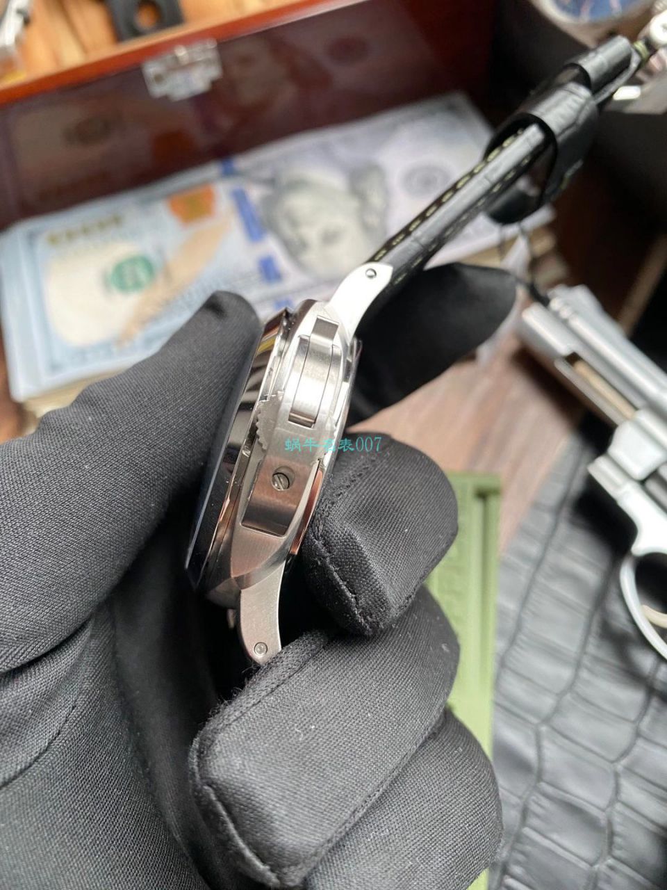 VS厂沛纳海PAM01056，PAM1056绿盘GMT / PAM1056