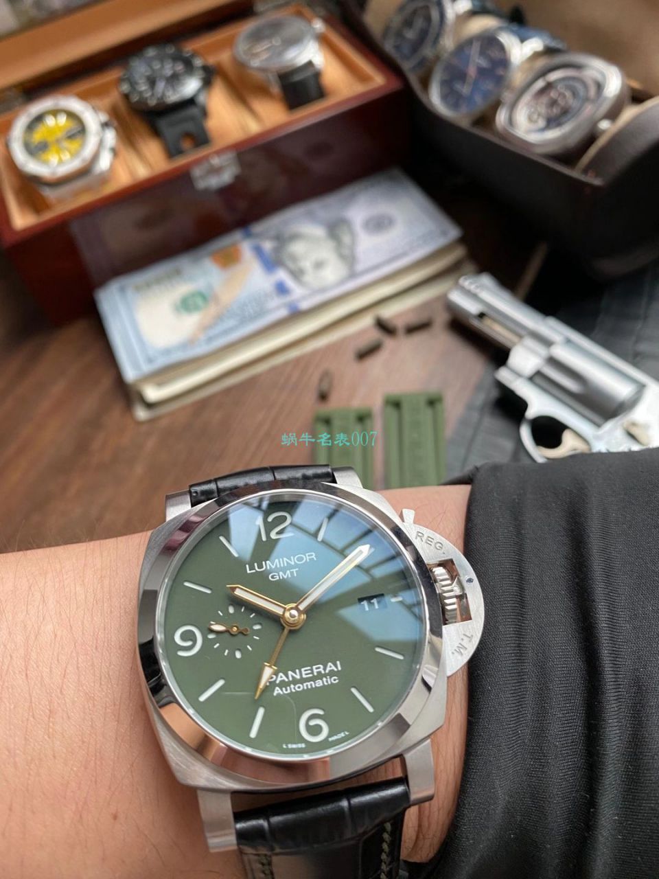 VS厂沛纳海PAM01056，PAM1056绿盘GMT / PAM1056