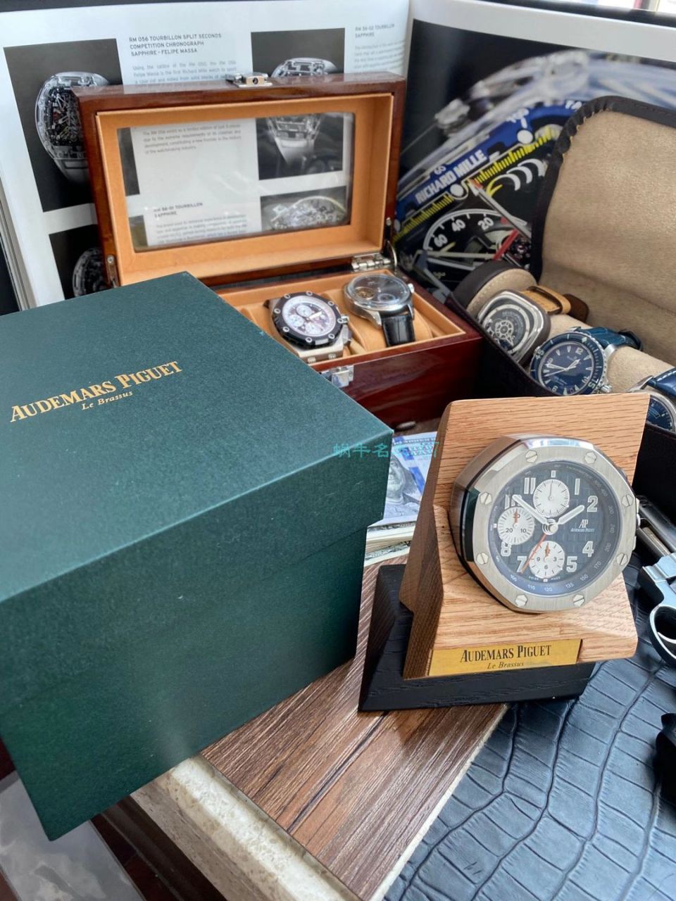 CK厂Audemars Piguet爱彼皇家橡树离岸型26470经典致敬桌钟座钟腕表 / AP219 CK厂Audemars Piguet爱彼皇家橡树离岸型26470经典致敬桌钟座钟腕表 / AP219