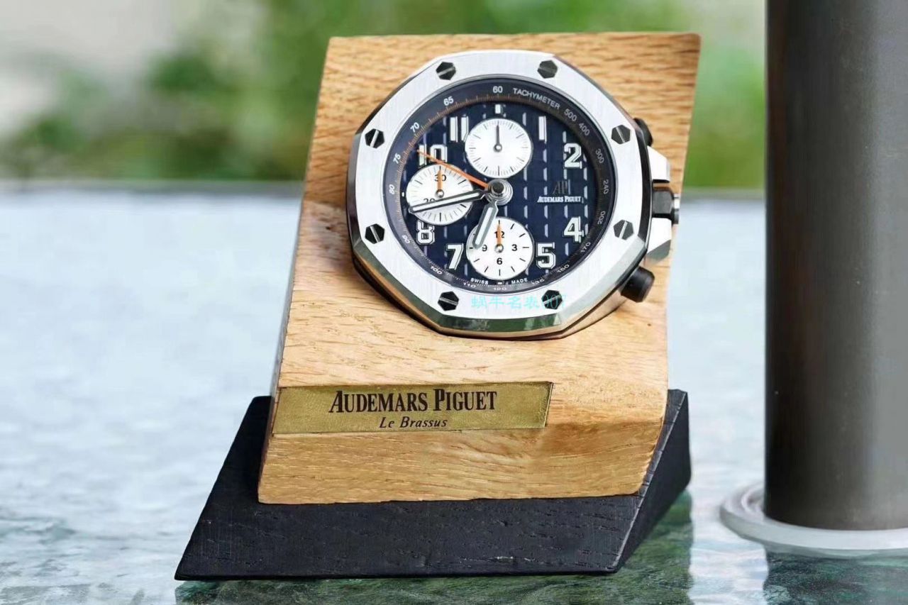CK厂Audemars Piguet爱彼皇家橡树离岸型26470经典致敬桌钟座钟腕表 / AP219 CK厂Audemars Piguet爱彼皇家橡树离岸型26470经典致敬桌钟座钟腕表 / AP219