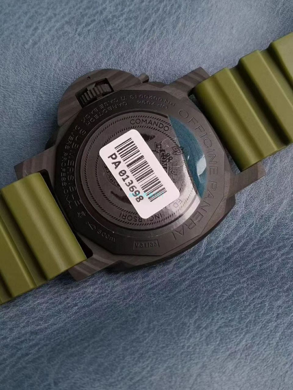   VS厂新品军绿面英雄情结  沛纳海SUBMERSIBLE 潜行系列PAM00961腕表 / VSPAM961