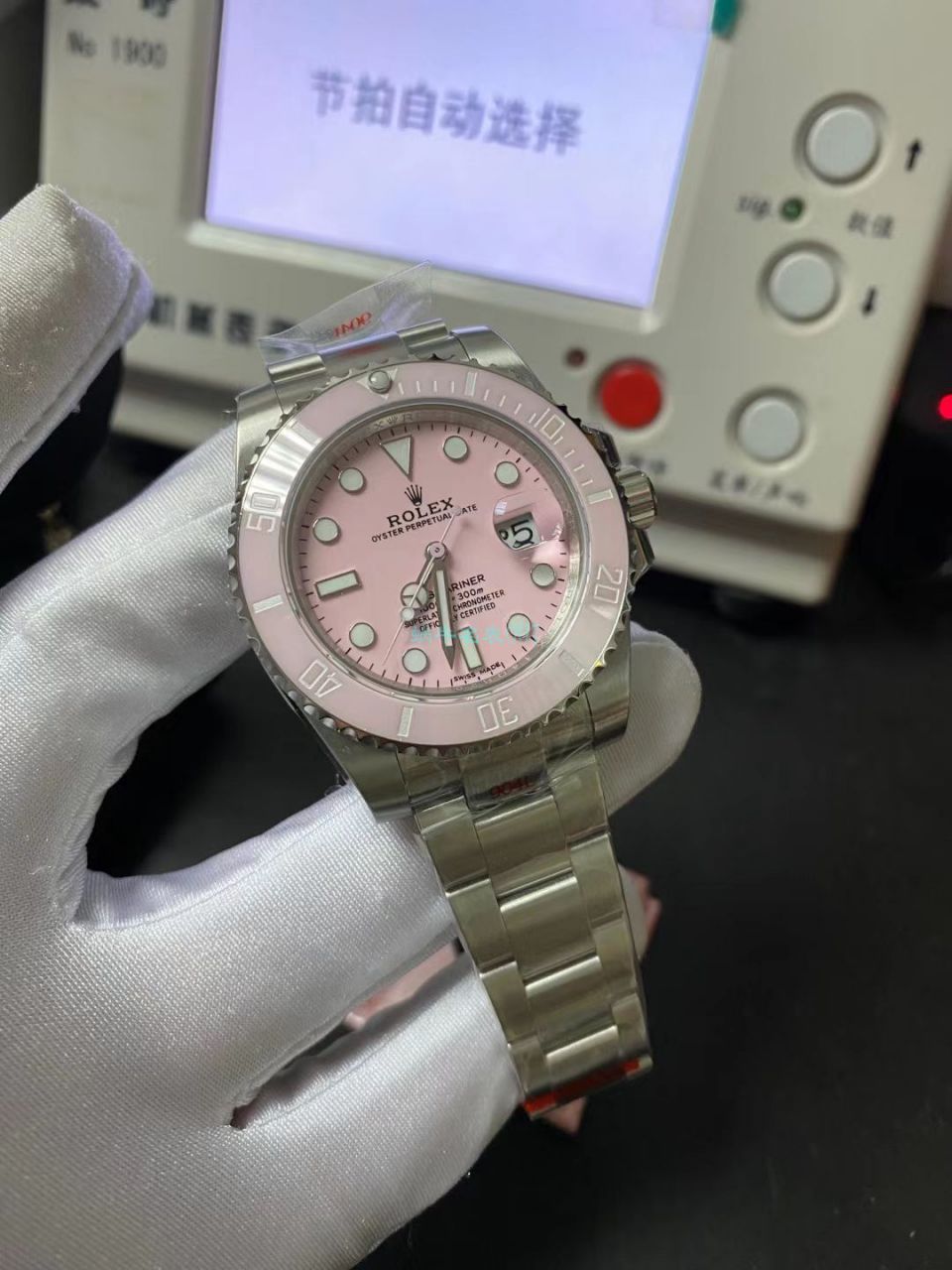 GM厂更新V2版本劳力士粉水鬼女士手表 / R719 GM厂更新V2版本劳力士粉水鬼女士手表 / R719