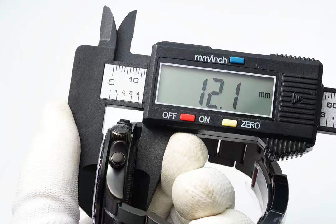 NOOB殿堂级玩物N厂4130机芯劳力士迪通拿改装而成的blaken腕表 / R762