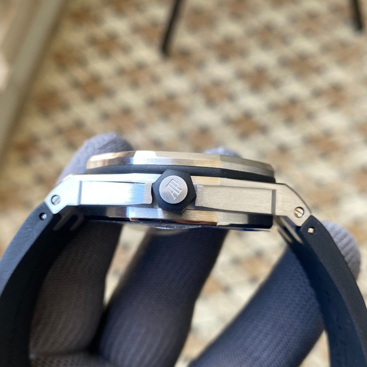 视频评测APS厂一体机最好爱彼皇家橡树离岸型系列15710ST.OO.A002CA.01腕表 / AP225 视频评测APS厂一体机最好爱彼皇家橡树离岸型系列15710ST.OO.A002CA.01腕表 / AP225