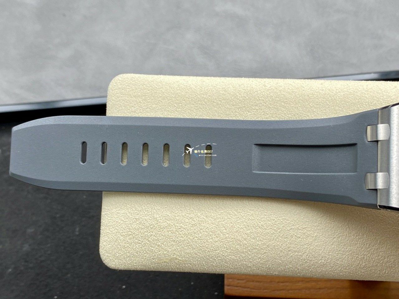 APF厂爱彼皇家橡树离岸型15720ST.OO.A027CA.01四颜面腕表 / AP230