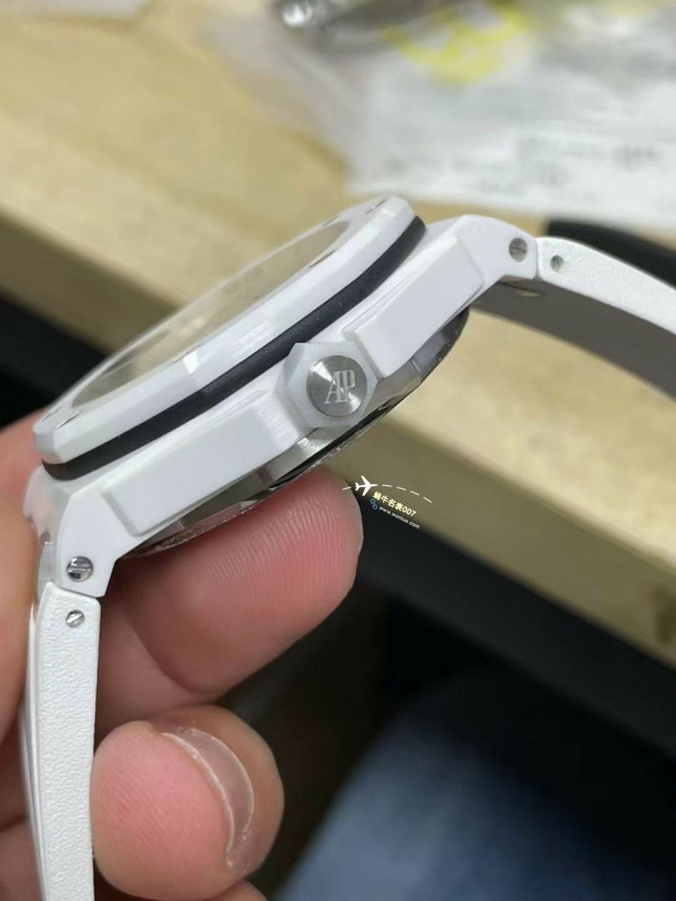 APS厂一体机爱彼皇家橡树离岸型白黑陶瓷15707CB.OO.A010CA.01，15707CE.OO.A002CA.01 / AP239