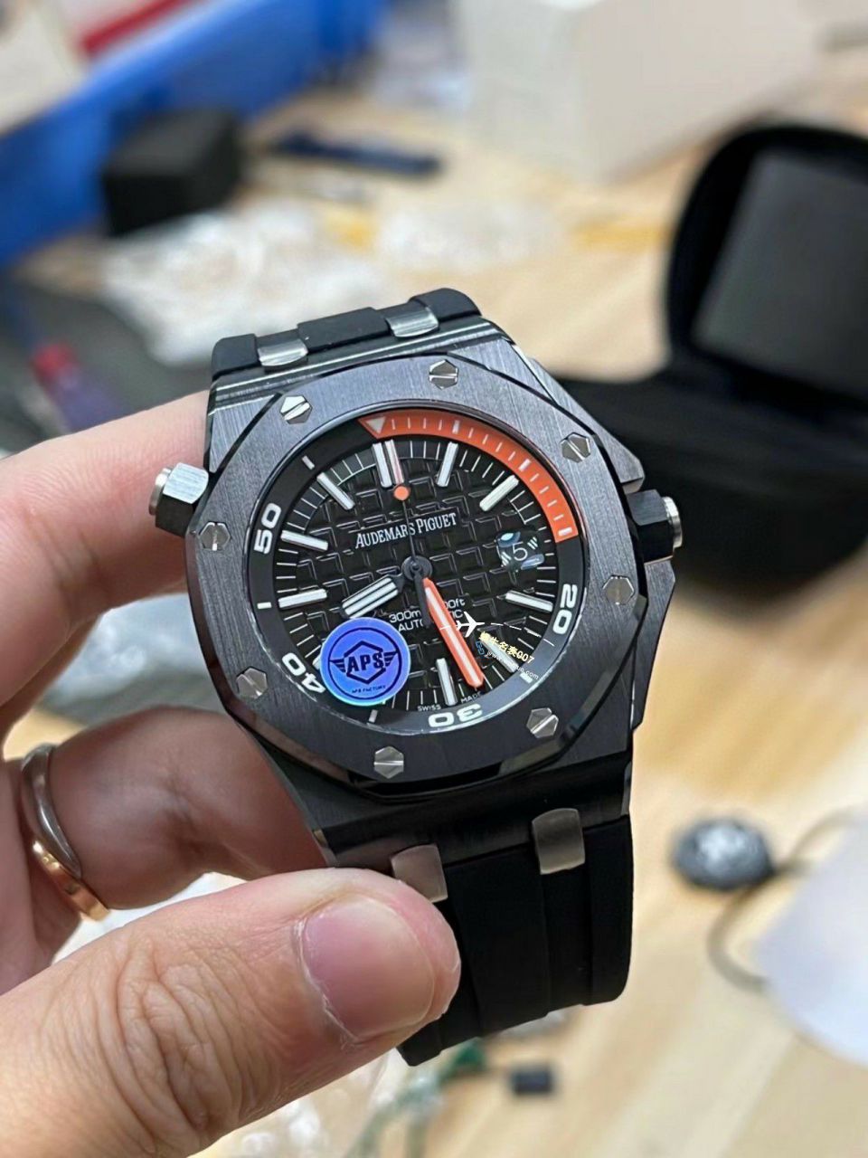 APS厂一体机爱彼皇家橡树离岸型白黑陶瓷15707CB.OO.A010CA.01，15707CE.OO.A002CA.01 / AP239