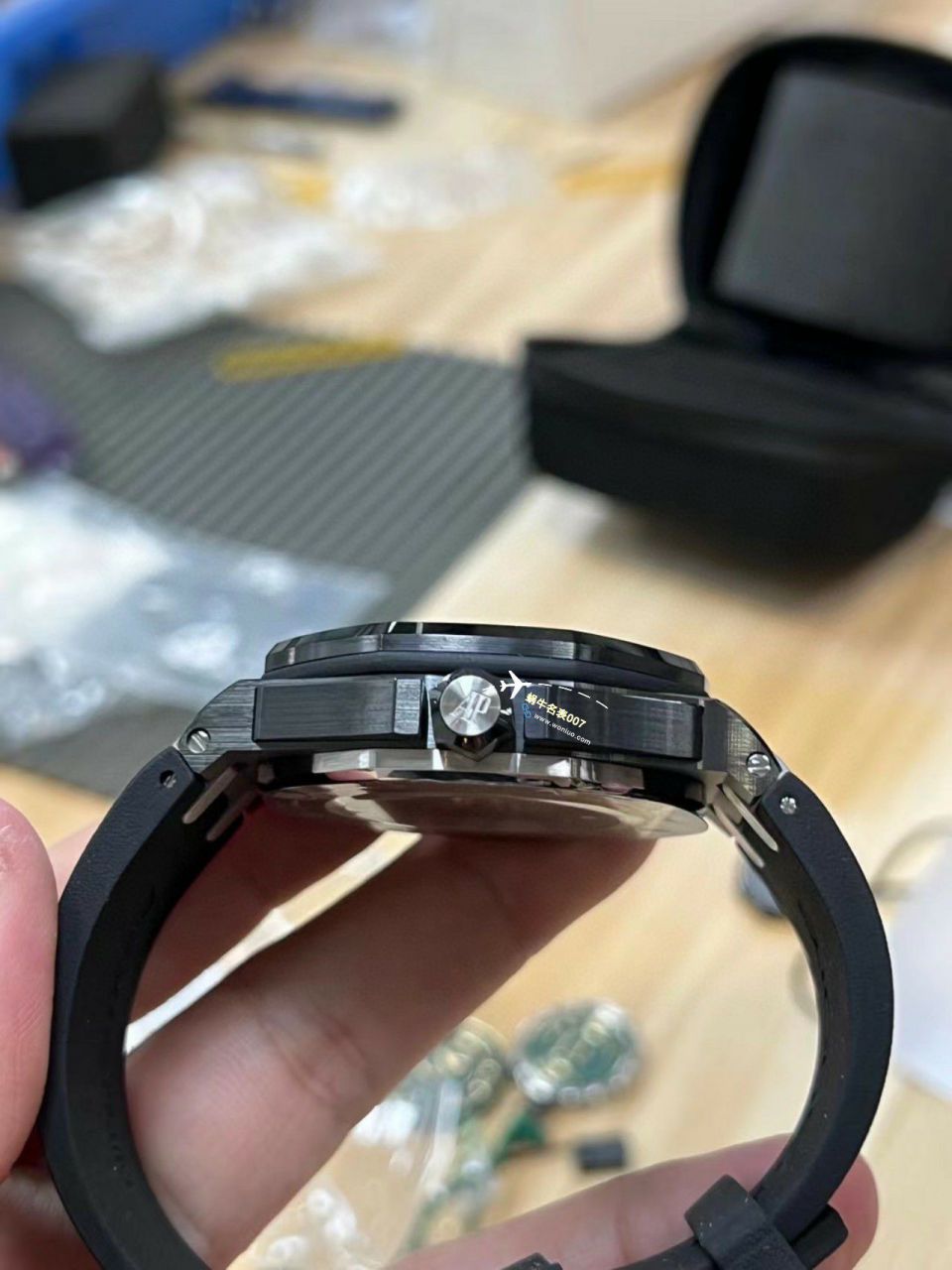 APS厂一体机爱彼皇家橡树离岸型白黑陶瓷15707CB.OO.A010CA.01，15707CE.OO.A002CA.01 / AP239