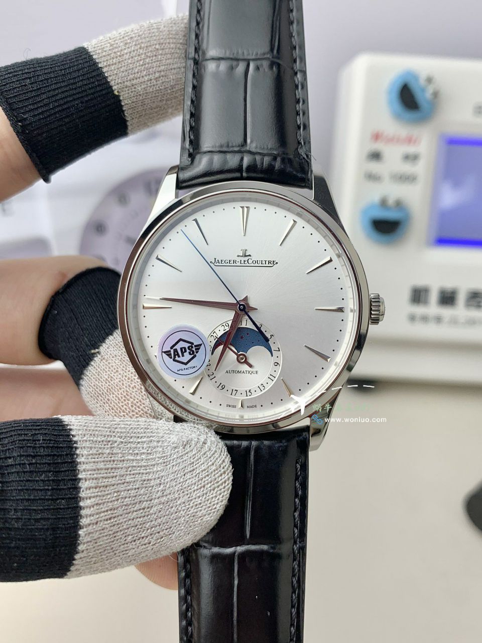 APS积家大师积家月相新品1368471手表 / JJ198