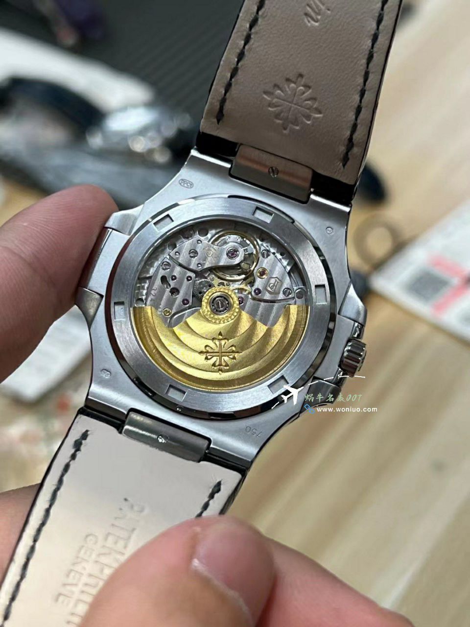 视频评测3K一体机百达翡丽运动优雅鹦鹉螺5711/1A 010腕表 / bd393