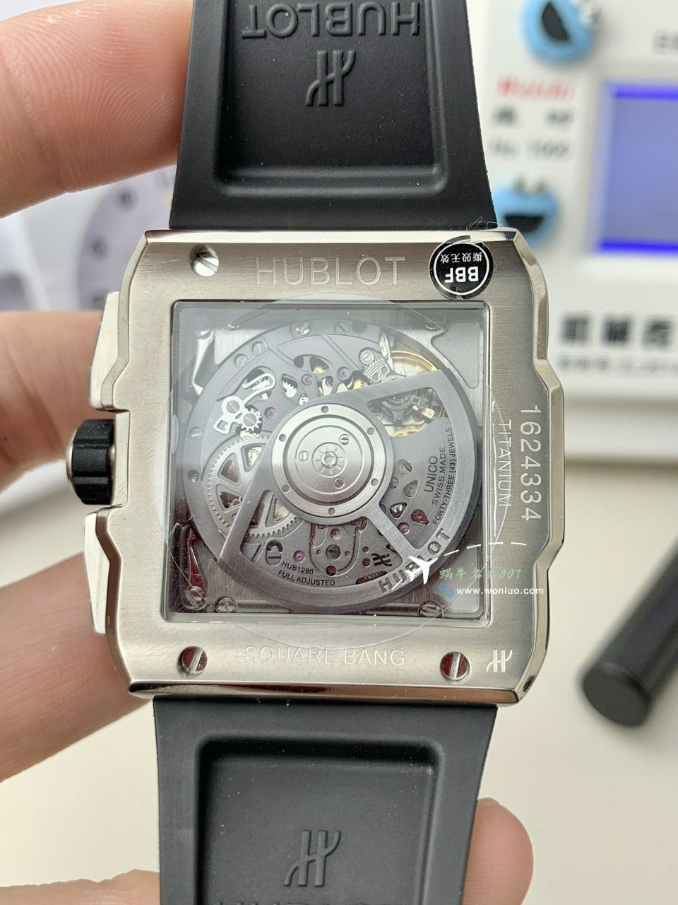 BBF宇舶SQUARE BANG UNICO方形表821.OX.0180.RX，821.OM.0180.RX，821.NM.0170.RX，821.NX.0170.RX / YB131