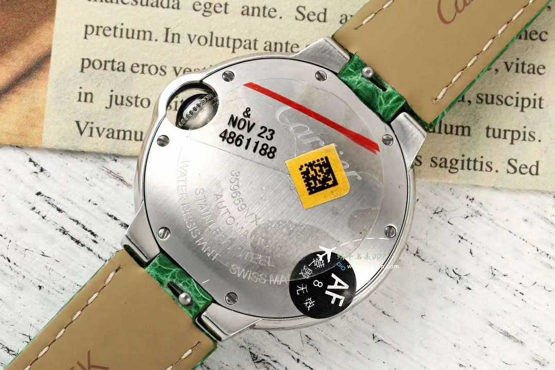 AF蜕变归来卡地亚33mm蓝气球系列腕表 / K351