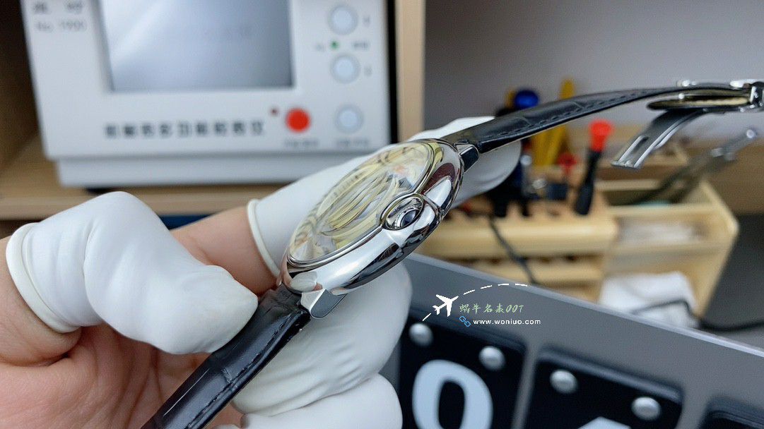 AF卡地亚蓝气球42MM男款WSBB0003腕表 / K359