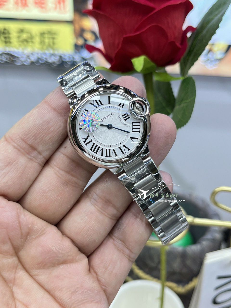 AF卡地亚蓝气球33毫米石英女手表W6920084，WSBB0034，W6920086腕表 / K366