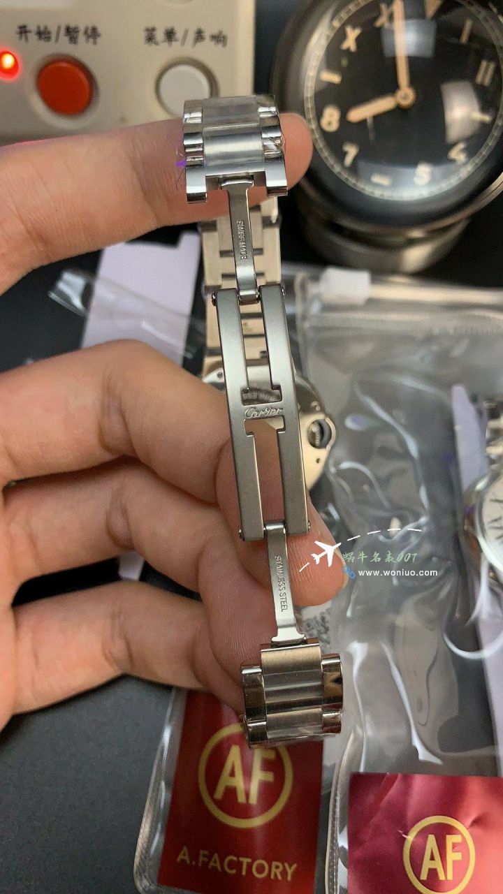 AF卡地亚蓝气球33毫米女表W4BB0022腕表 / K369