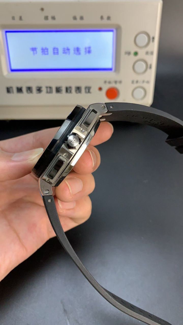 APF厂爱彼熊猫皇家橡树离岸型26400SO.OO.A002CA.01腕表 / AP287