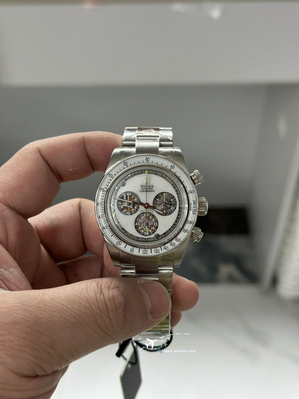 日内瓦工匠Artisans de Genève (简称：ADG)打造全新劳力士迪通拿 / R901