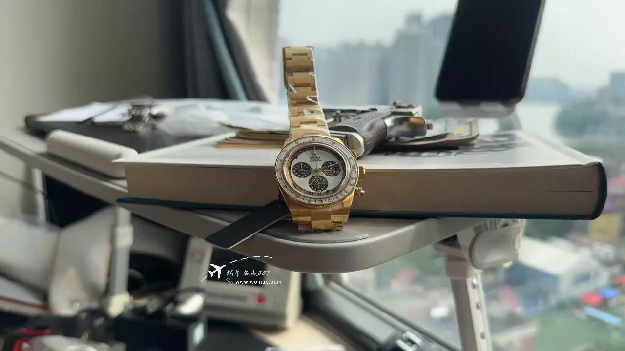 日内瓦工匠Artisans de Genève (简称：ADG)打造全新劳力士迪通拿 / R901