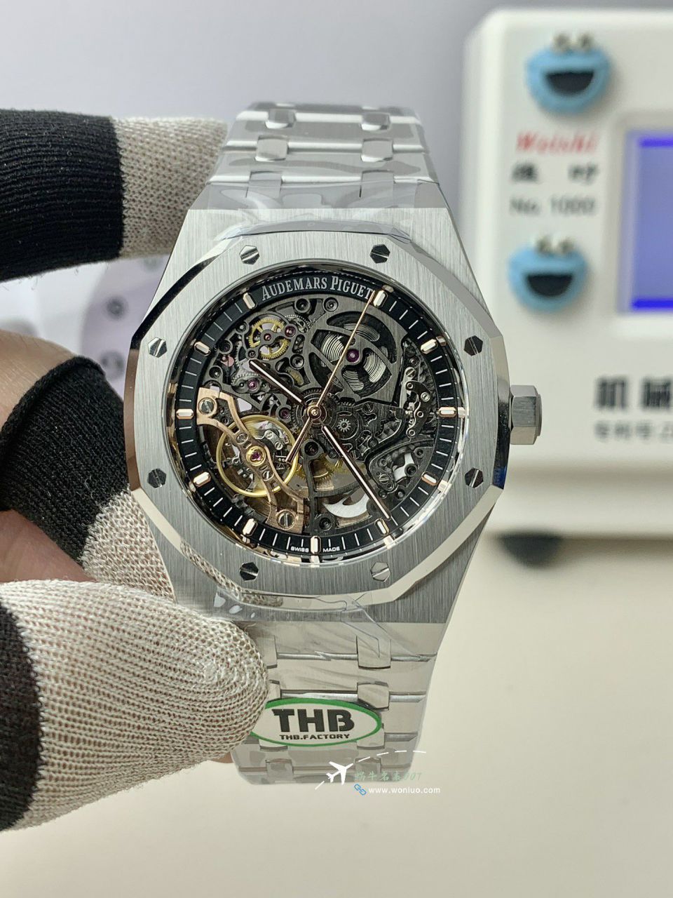 THB厂爱彼皇家橡树15407ST.OO.1220ST.01和15407OR.OO.1220OR.01手表 / AP295