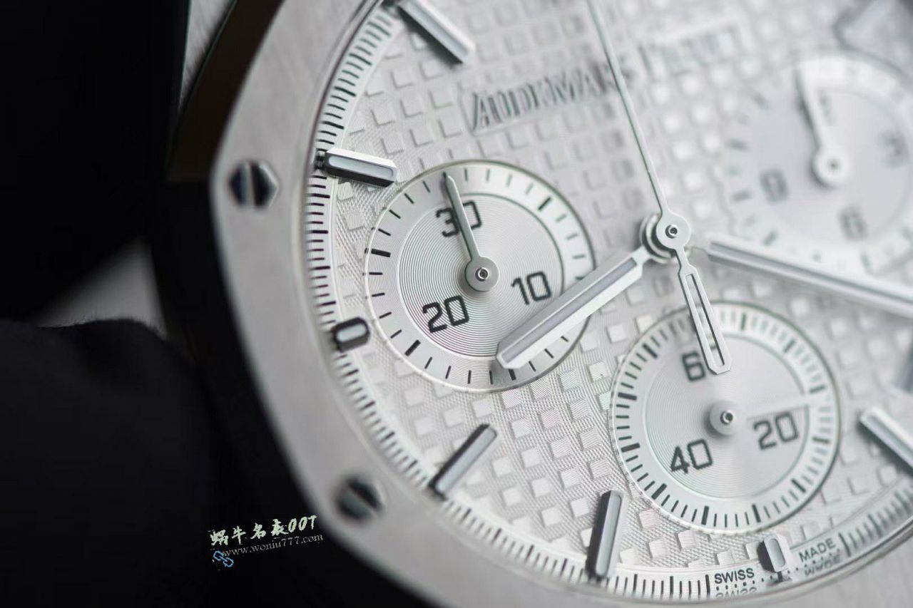 爱彼Audemars Piguet皇家橡树26240ST.OO.1320ST.05腕表 / AP300
