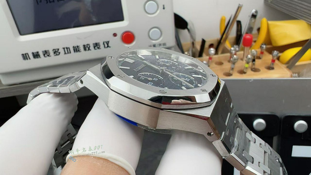 爱彼Audemars Piguet皇家橡树26240ST.OO.1320ST.05腕表 / AP300