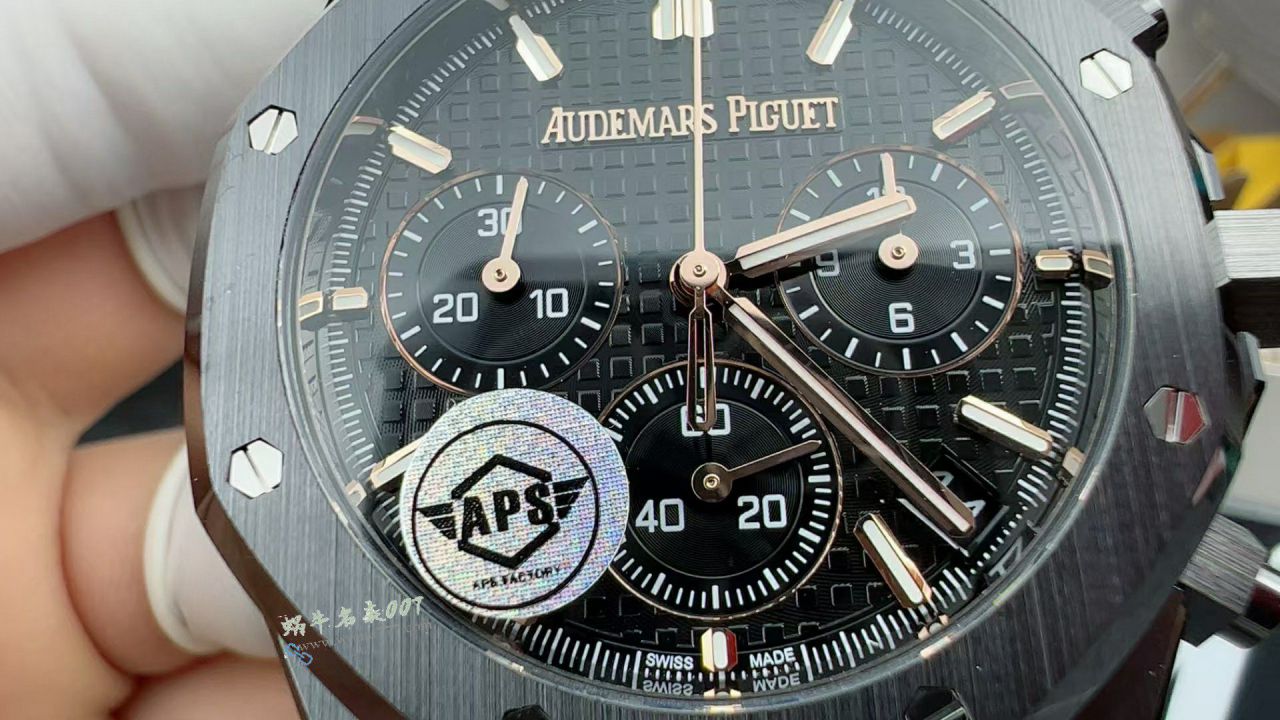 爱彼Audemars Piguet皇家橡树26240ST.OO.1320ST.05腕表 / AP300