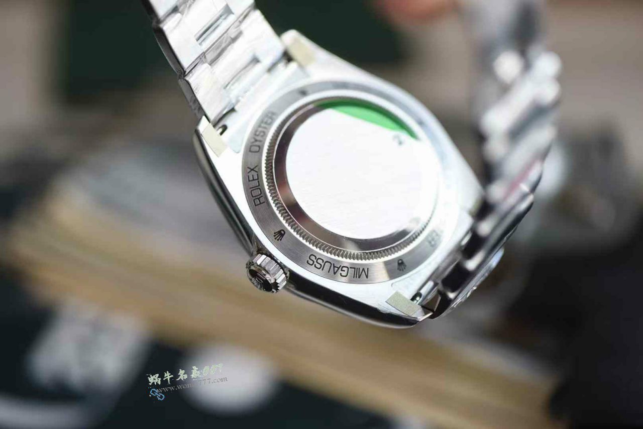 vs劳力士闪电格磁型绿玻璃m116400gv-0001黑盘腕表 / R952