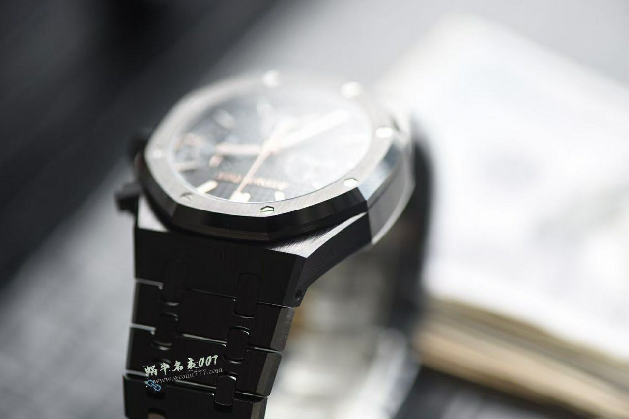 APS爱彼皇家橡树Audemars Piguet26240CE.OO.1225CE.02腕表 / AP305